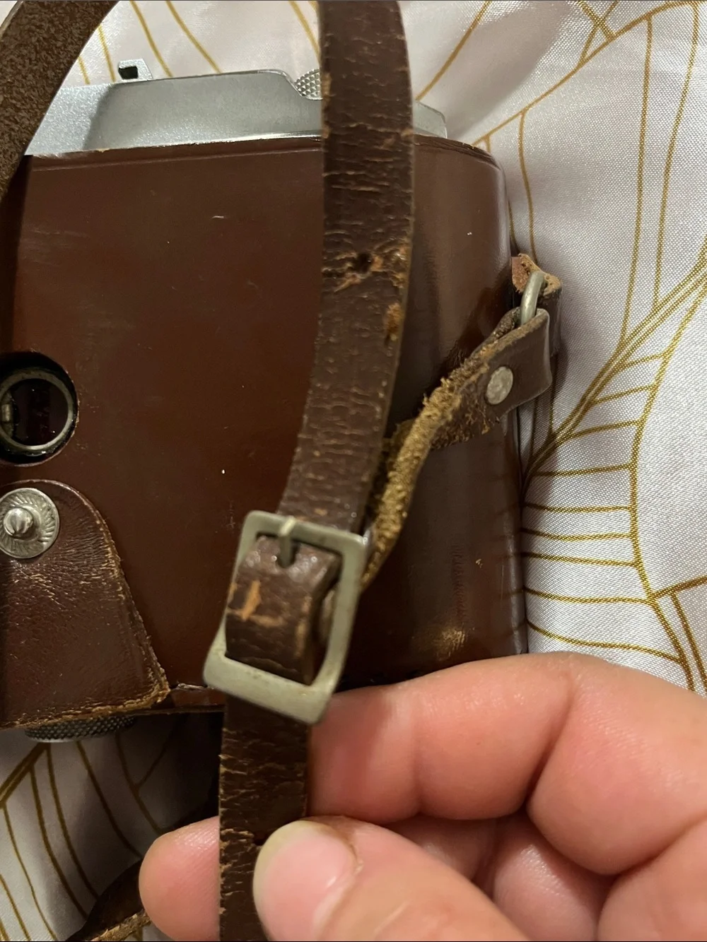 Report Vintage Folding Film Camera in Brown and Silver
